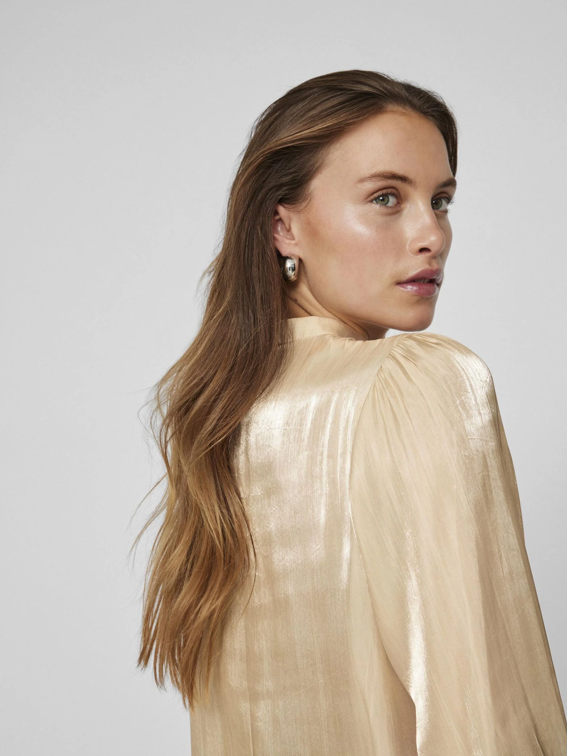 Neena Shirt (Feather Grey) - Image 5