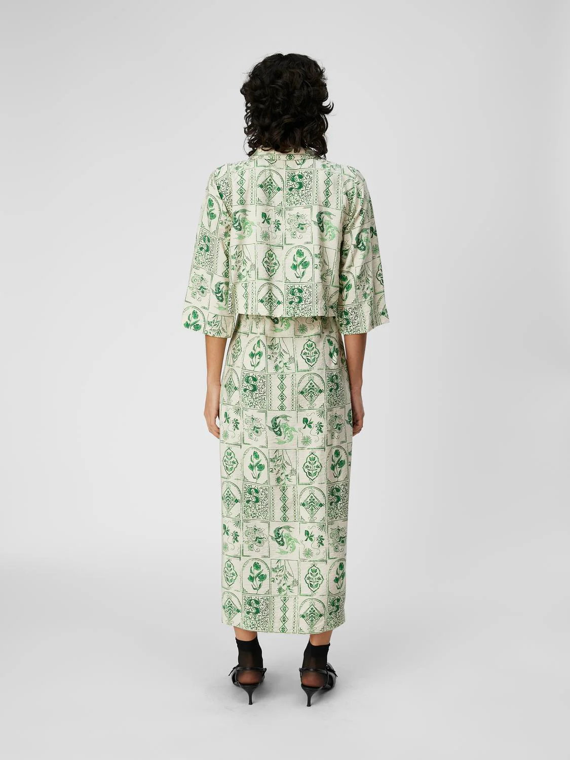 NELI LONG SHIRT DRESS (SANDSHELL/VIBRANT GREEN) - Image 3