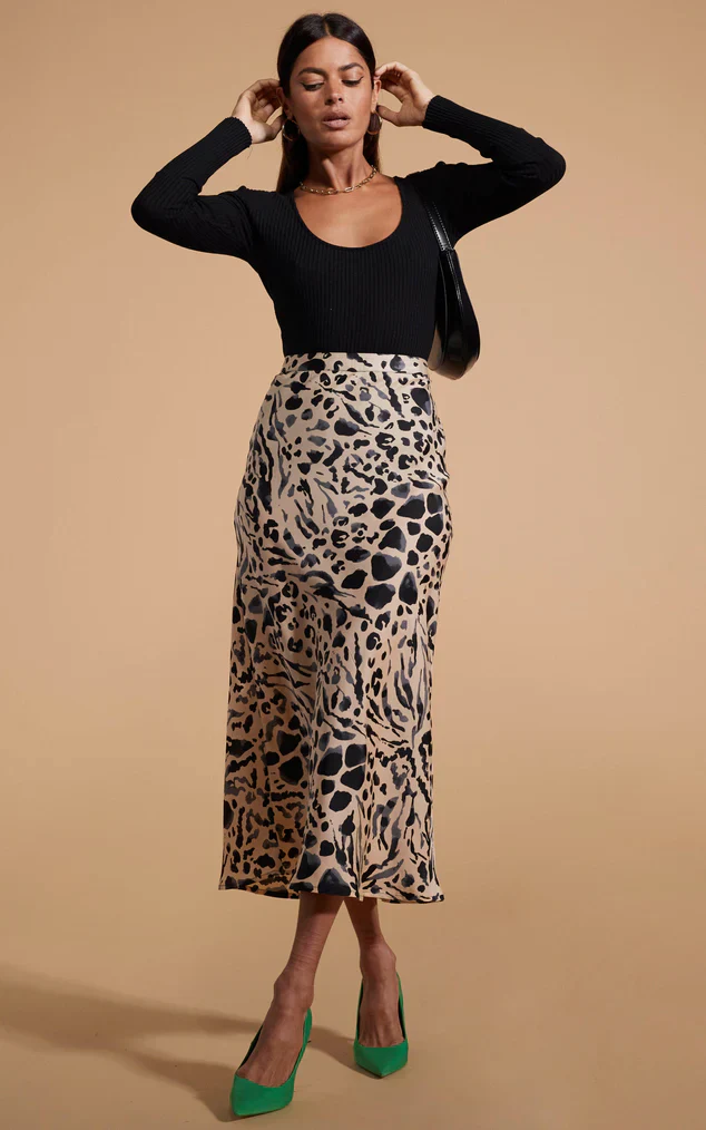 RENZO SKIRT (BUFF LEOPARD) - Image 3