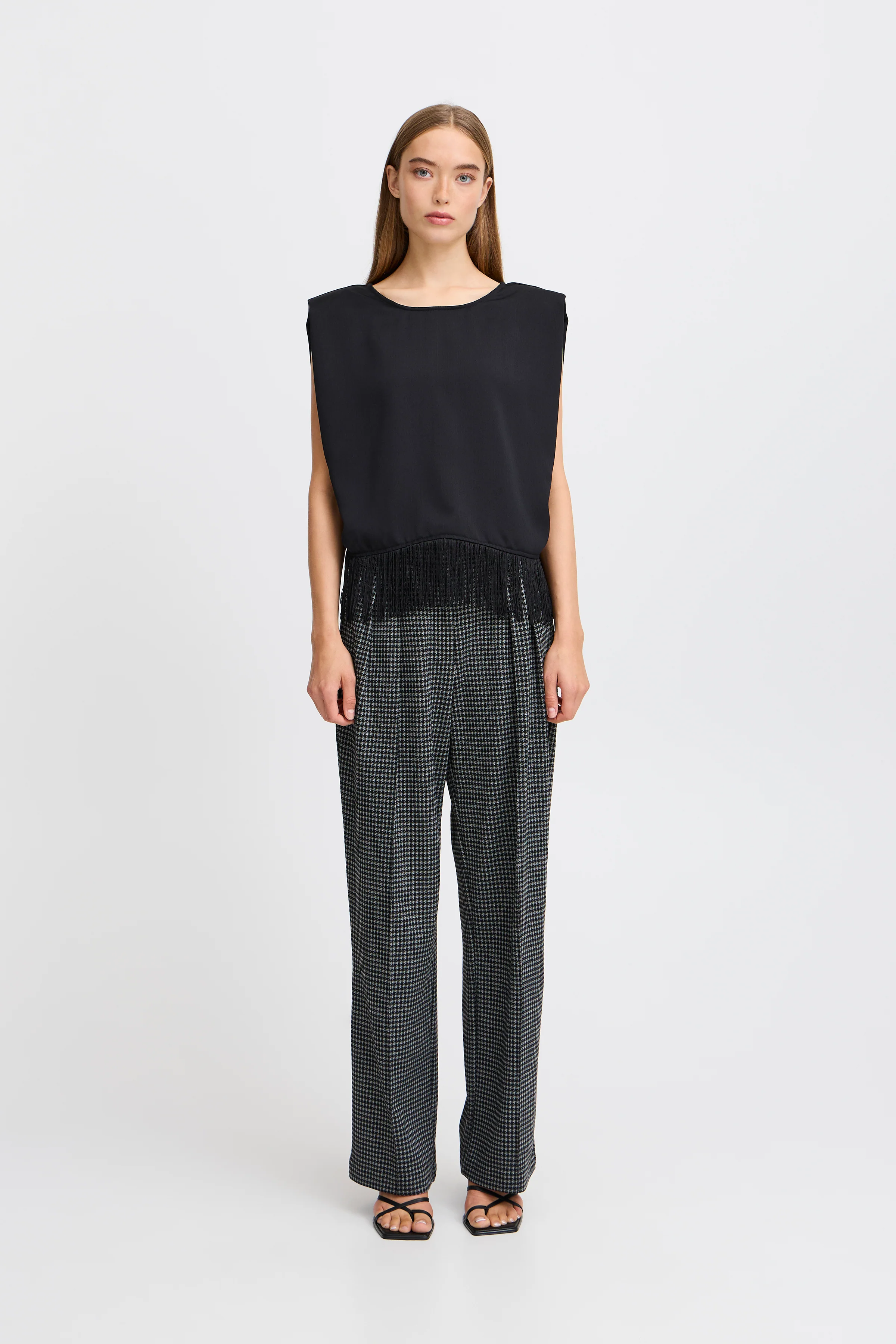 Ricco Sleeveless Top (Black) - Image 2