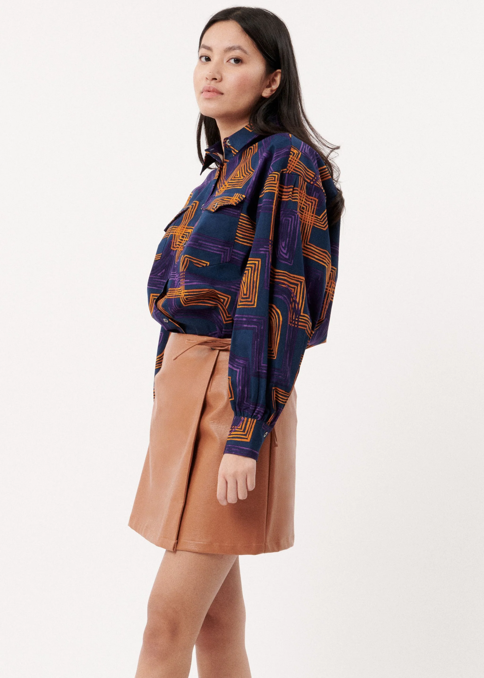 ROMANE FAUX LEATHER SKIRT (CAMEL) - Image 3