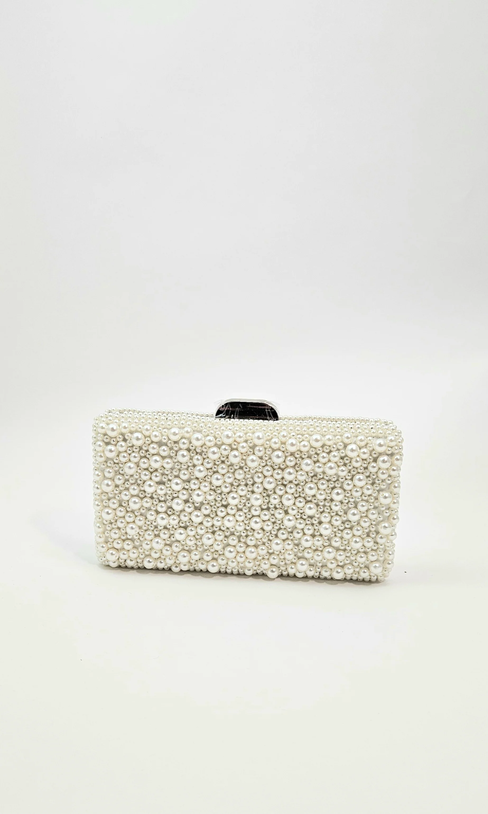 SALLY PEARL CLUTCH (SILVER)