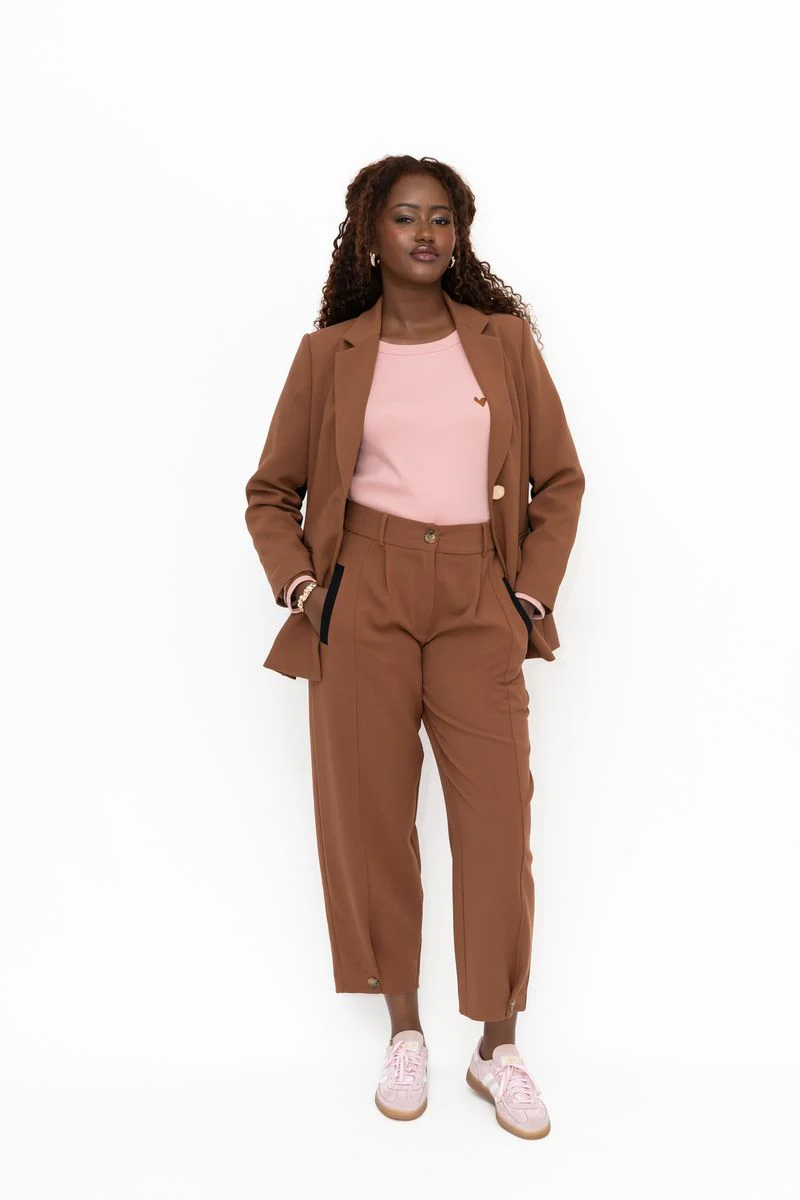 Selene Barrel Leg Trousers (Brown) - Image 2