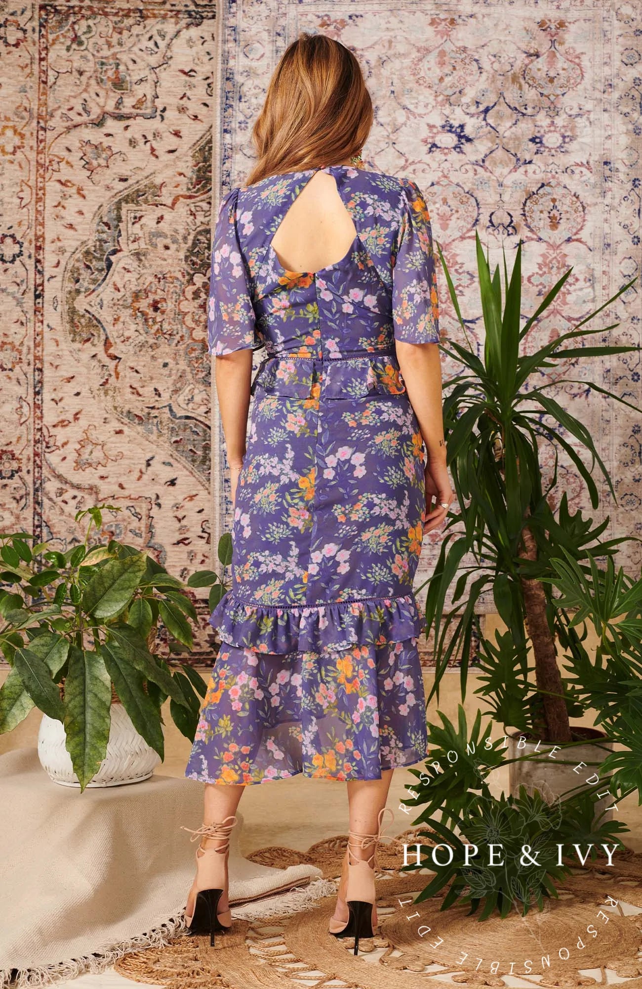 Tammie V-Neck Midi Tea Dress (Purple) - Image 3