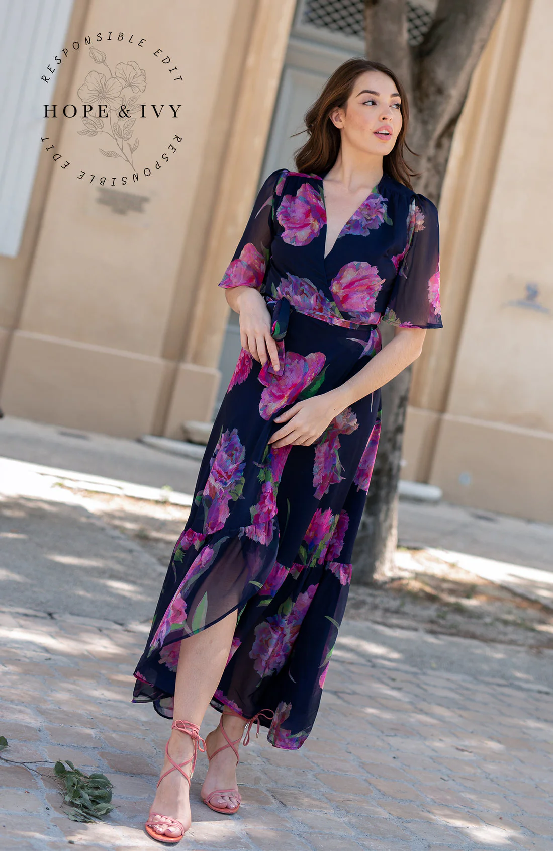 THE ASHIA FLUTTER SLEEVE MAXI WRAP DRESS (NAVY/PINK) - Image 3