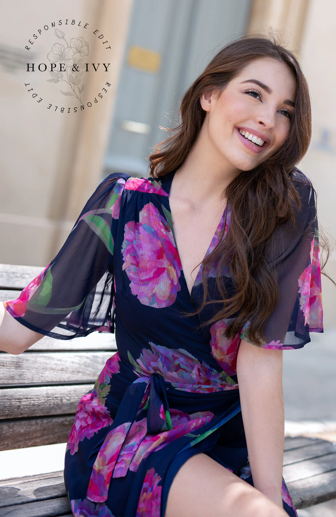 THE ASHIA FLUTTER SLEEVE MAXI WRAP DRESS (NAVY/PINK) - Image 5