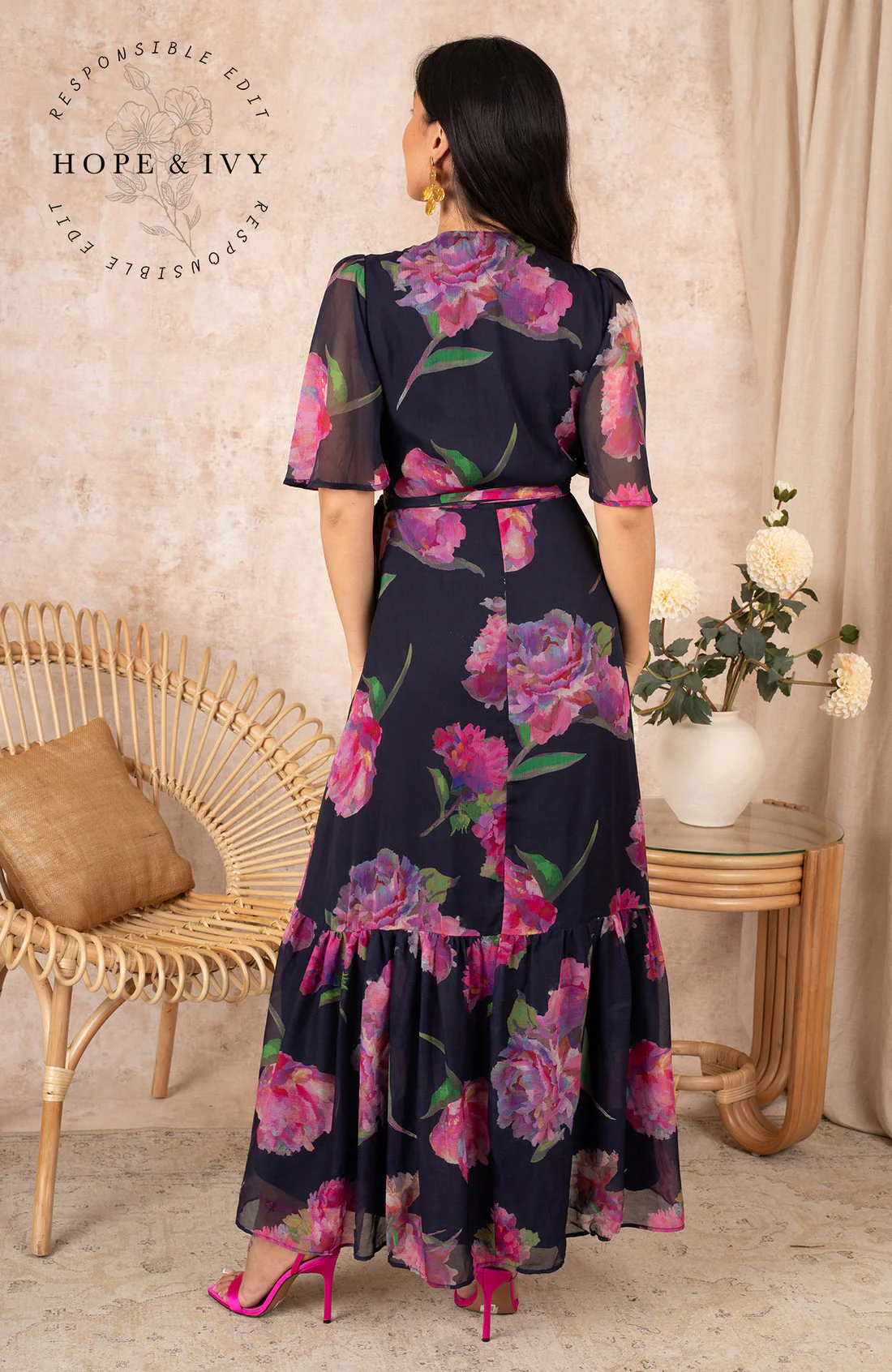 THE ASHIA FLUTTER SLEEVE MAXI WRAP DRESS (NAVY/PINK) - Image 6