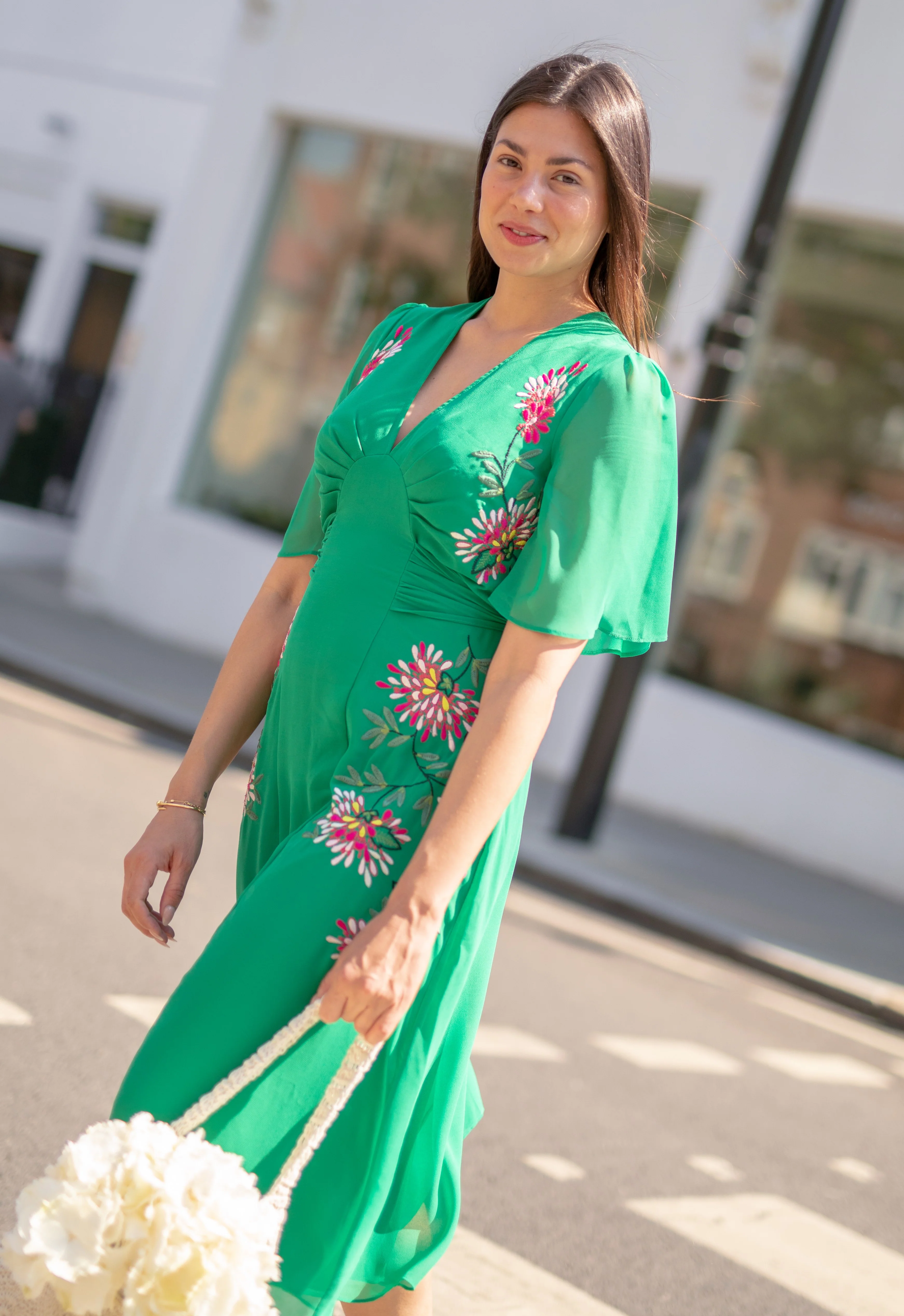 THE HANNAH EMBROIDERED FLUTTER SLEEVE MIDI DRESS (GREEN)