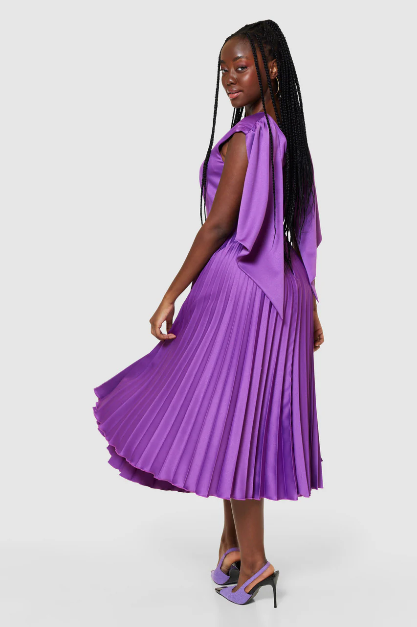 THE HEATHER CAPE DRESS (PURPLE) - Image 4