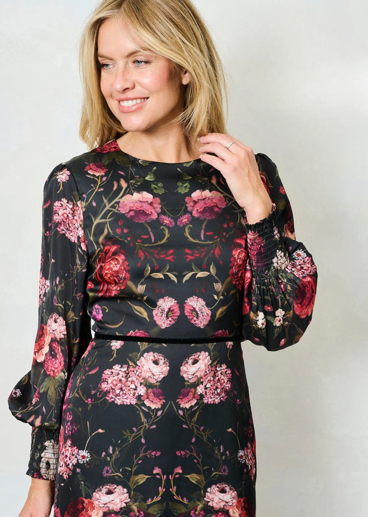 The Holly Maxi Dress (Dark/Multi) - Image 6