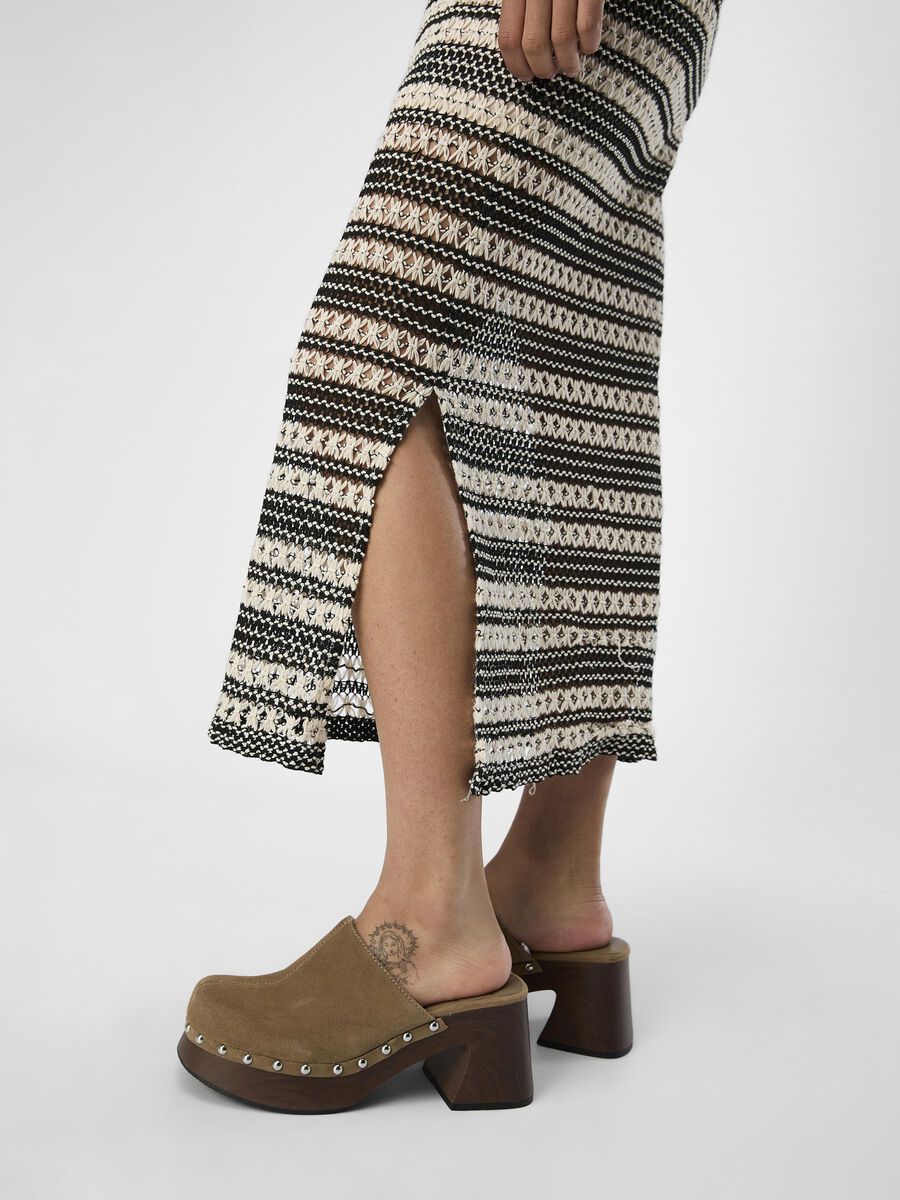 Thine Skirt (Black/Sandshell) - Image 4
