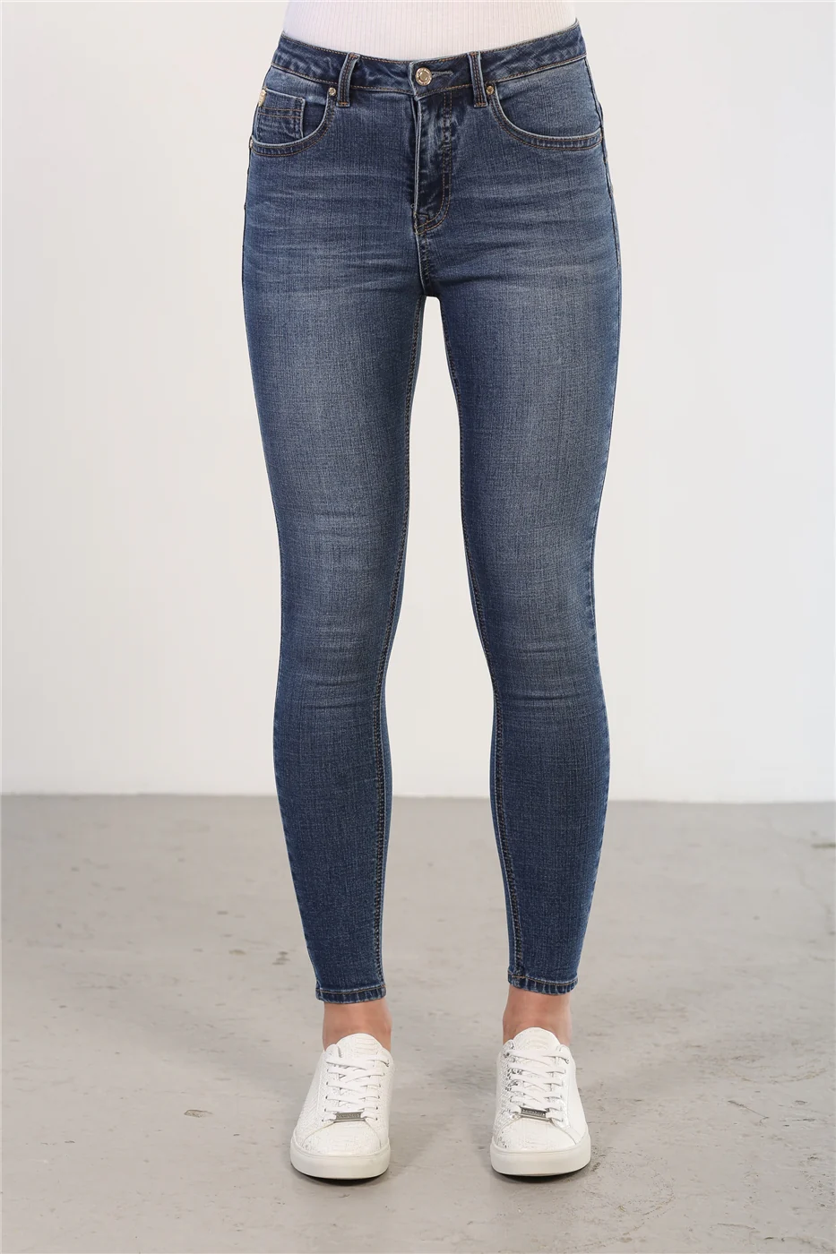 Toni Tummy Tuck Jeans | Short Leg (Mid Wash) - Image 2