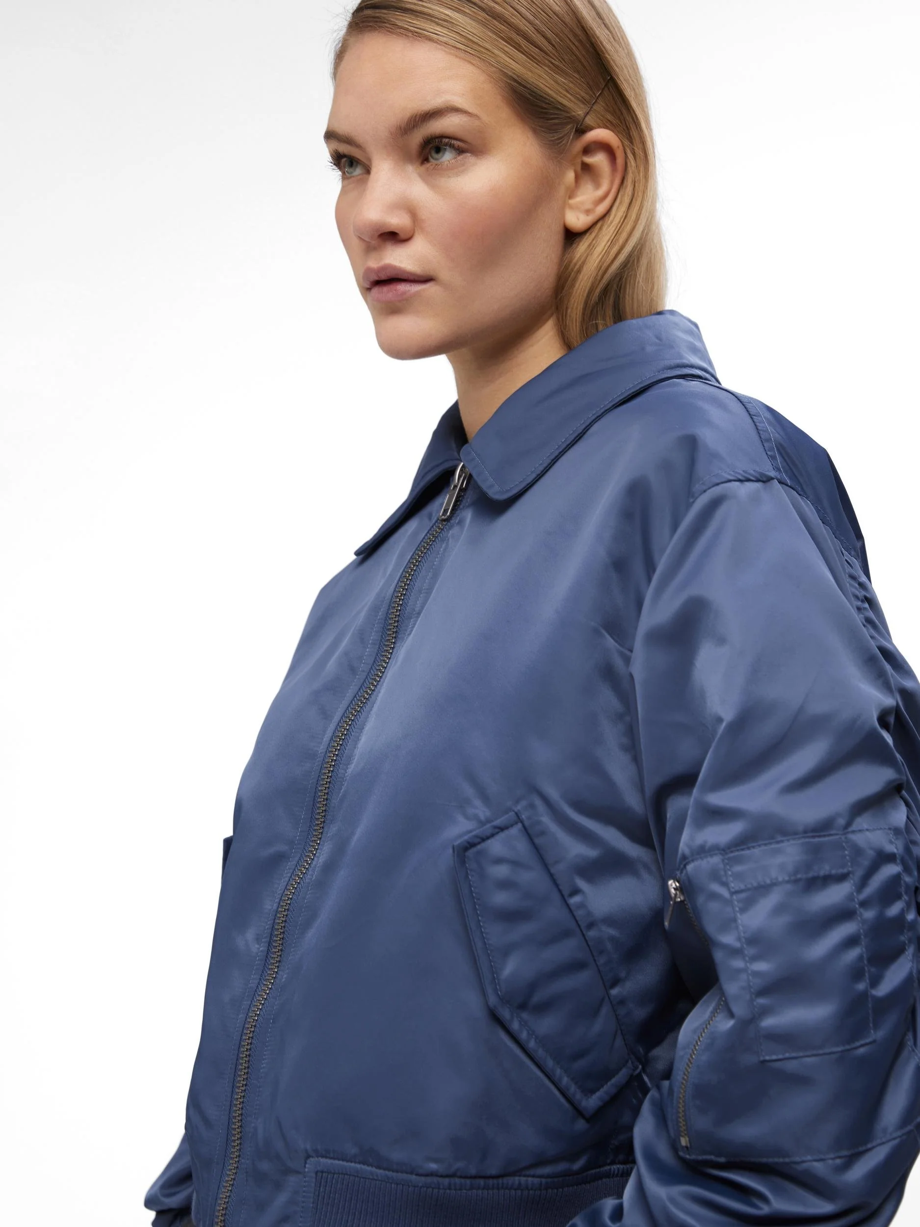 ULA BOMBER JACKET (BLUE) - Image 4