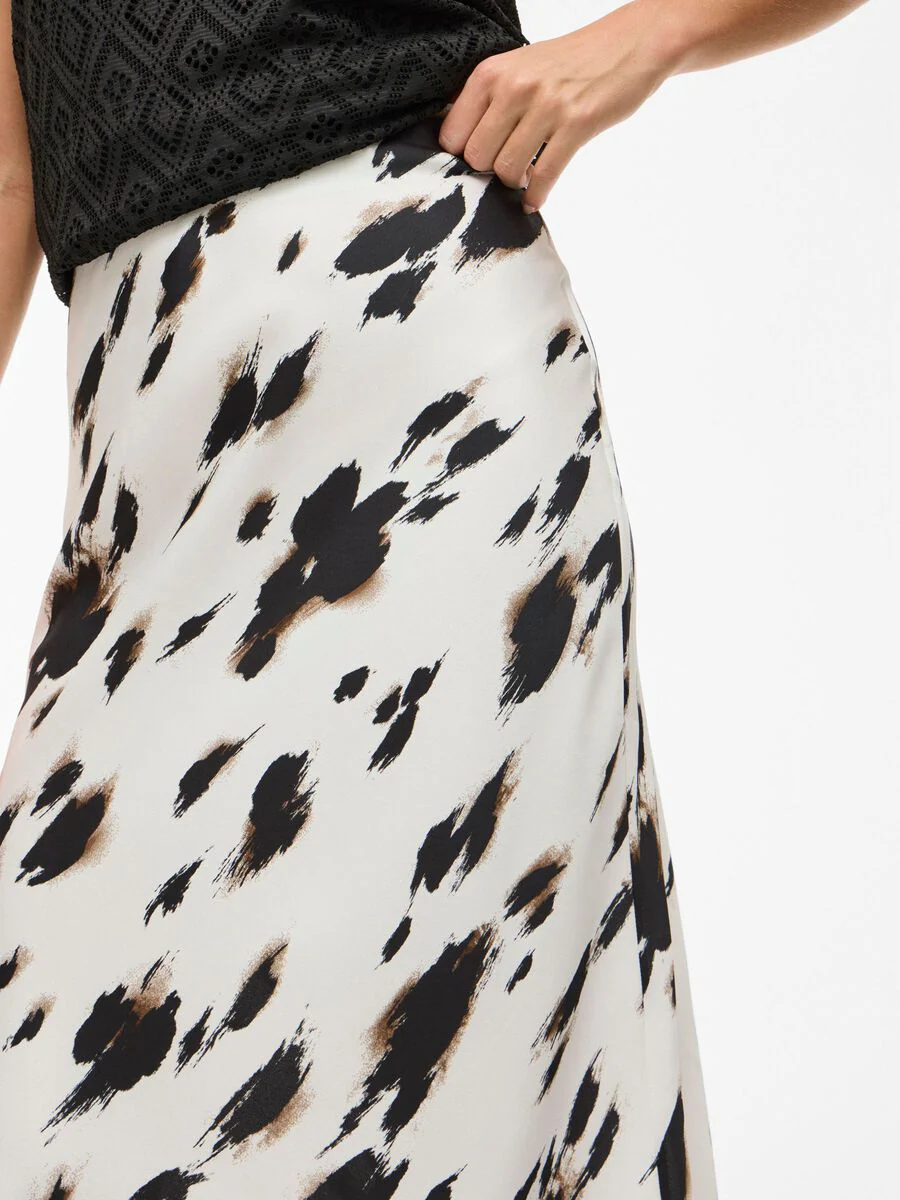 Vielette High Waisted Maxi Skirt (Birch/COI) - Image 4