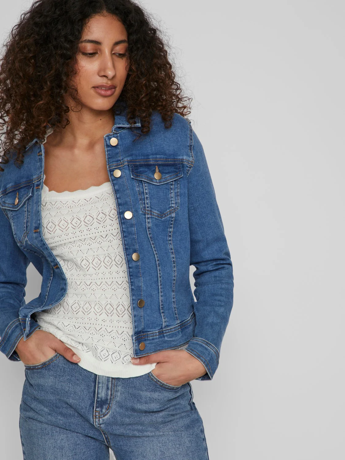 VINEED DENIM JACKET (MEDIUM BLUE) - Image 4