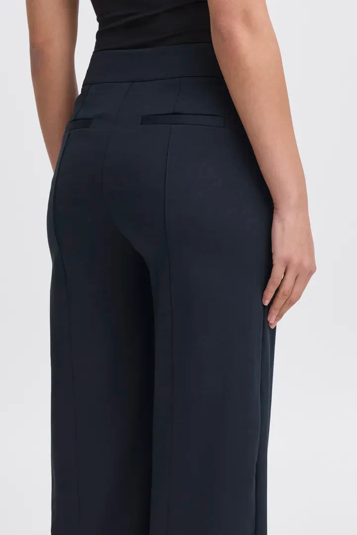 Yvonne Cropped Pants (Total Eclipse) - Image 5